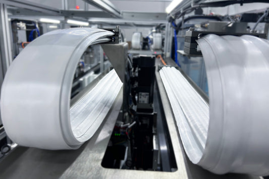 How to Enhance Cleanroom Efficiency with a Dust-Free Cable Carrier