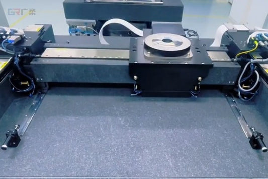 Dust-Free Cable Carrier for Cleanrooms: Corrugated Drag Chains for Precision Industries