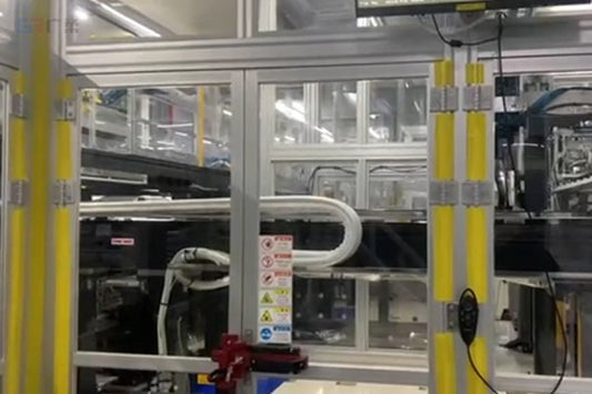 How to Implement a Cleanroom Energy Chain for Effective Cable Management