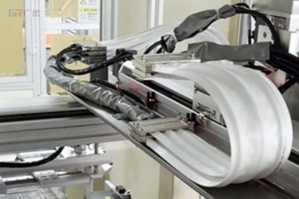 Cable Carrier Solutions for Clean Room Total Harness Systems and Cleanroom Cable Moving Systems