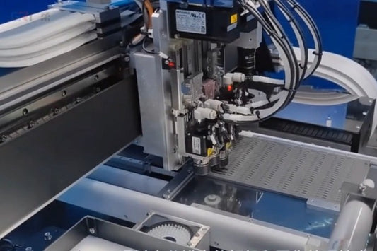 Efficient Cleanroom Energy Chains for Optimal Cable Management and Protection