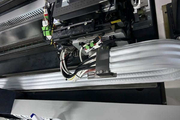 Revolutionizing Cleanroom Cable Management with Dust-Free Cable Carrier Technology