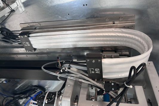 Reliable Drag Chain Solutions for Cleanroom Cable Management