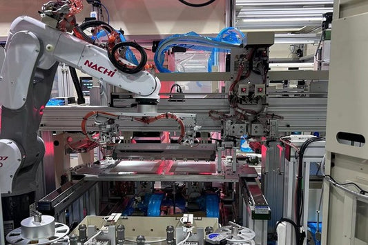 How to Select the Right Drag Chain for Cleanroom Applications