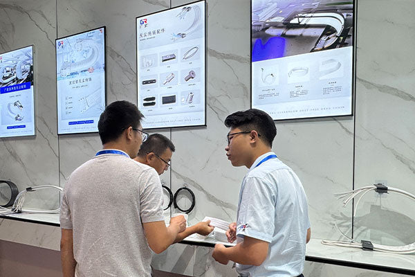 What is a cleanroom cable carrier and why is it important for protecting machinery