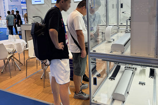 How to Implement a Cleanroom Energy Chain for Improved Cable Management