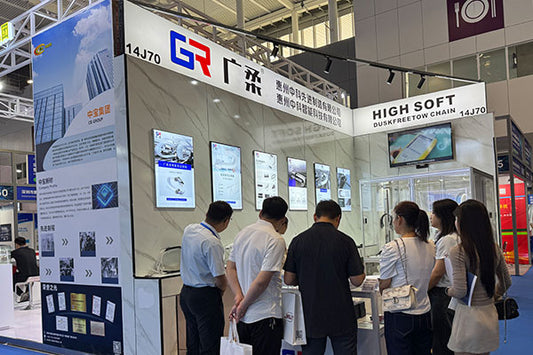 How to Achieve Optimal Equipment Protection with a Dust-Free Drag Chain