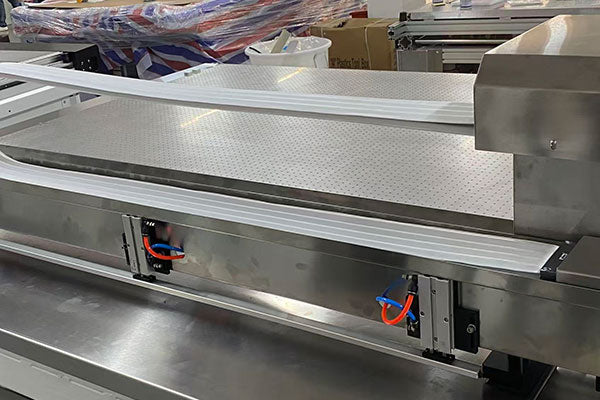 Maximizing Cleanroom Efficiency with Advanced Cleanroom Cable Carrier Solutions