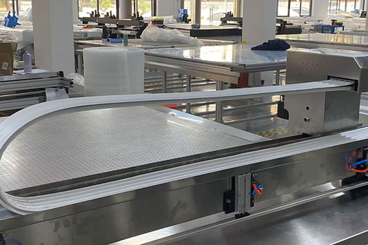 What is a cleanroom cable carrier and how does it ensure a dust-free drag chain