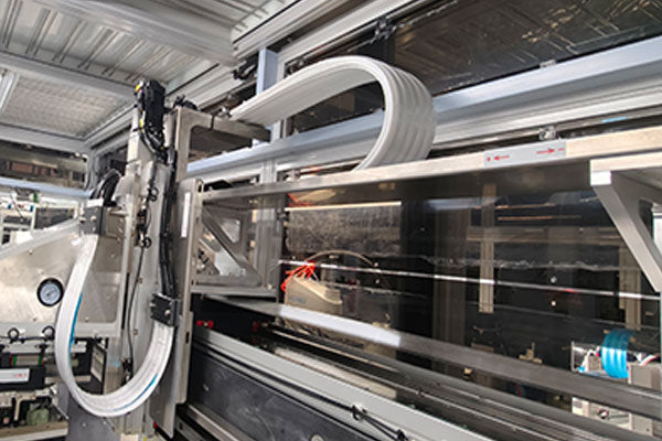 Reliable Dust-Free Cable Carriers for Cleanrooms and Controlled Environments